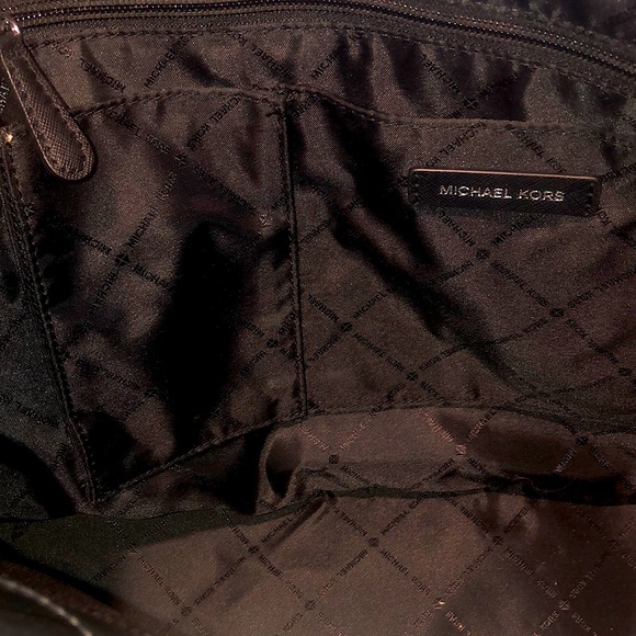 MICHAEL KORS Black Monogram Coated Canvas and Leather Shoulder Bag - Picture 8 of 17